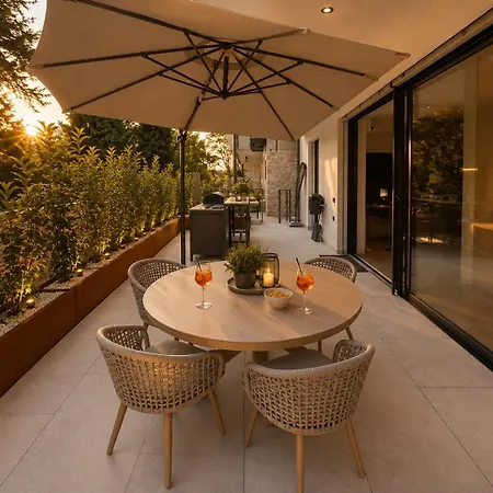 Salvatorehomes - Casa Sabina - Ultra Luxury Retreat In The Heart Of With Private Jacuzzi & Infinity Pool Access *