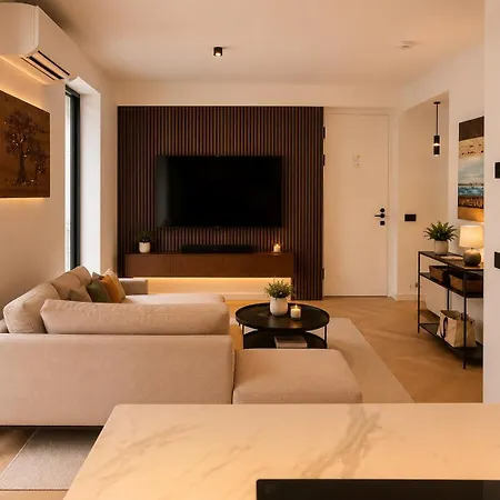 Salvatorehomes - Casa Sabina - Ultra Luxury Retreat In The Heart Of With Private Jacuzzi & Infinity Pool Access *
