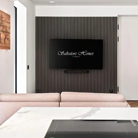 Appartement Salvatorehomes - Casa Sabina - Ultra Luxury Retreat In The Heart Of With Private Jacuzzi & Infinity Pool Access *